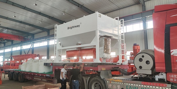 Shipment of drilling mud Additives device