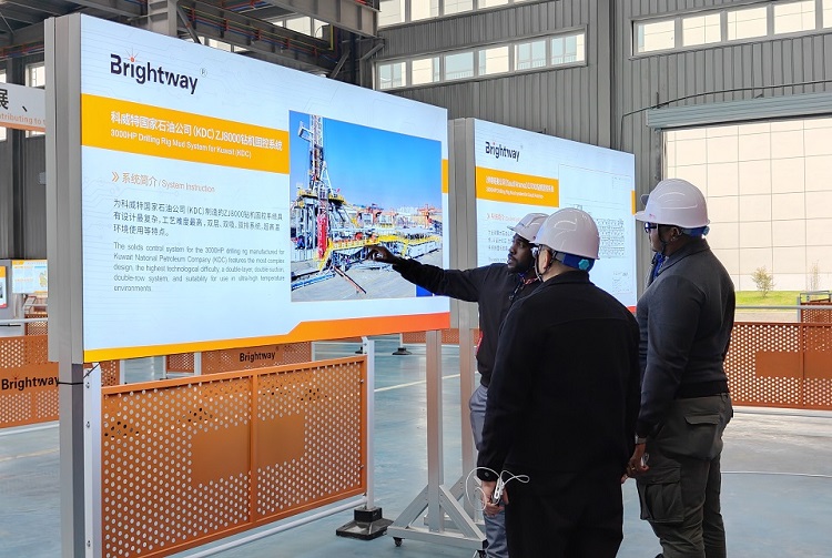 1500HP Fast-Moving Quick-Install Drilling Rig 1500HP Fast-Moving Quick-Install Drilling Rig